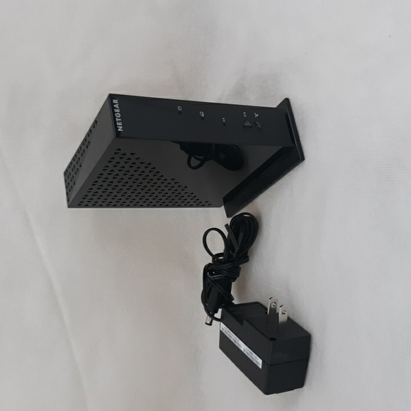 Netgear N300 Wi-Fi Router - Picture 4 of 5